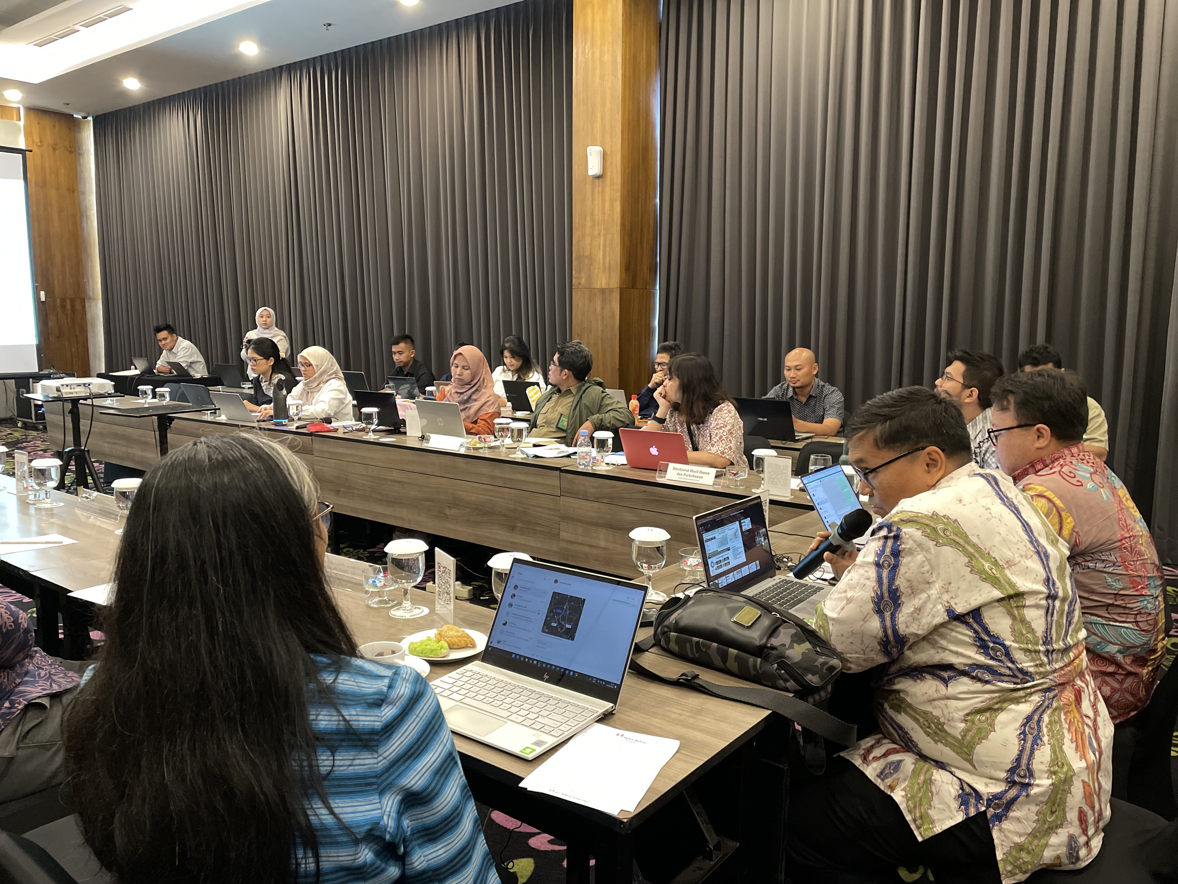 WWF-Indonesia, WRI Indonesia, dan HSBC yang tergabung dalam konsorsium Climate Solutions Partnership (CSP) bekerja sama dalam mengadakan sebuah diskusi kelompok terpumpun (FGD) sebagai bagian dari proses memperkaya kajian pemanfaatan biomassa berkelanjutan untuk sektor industri.