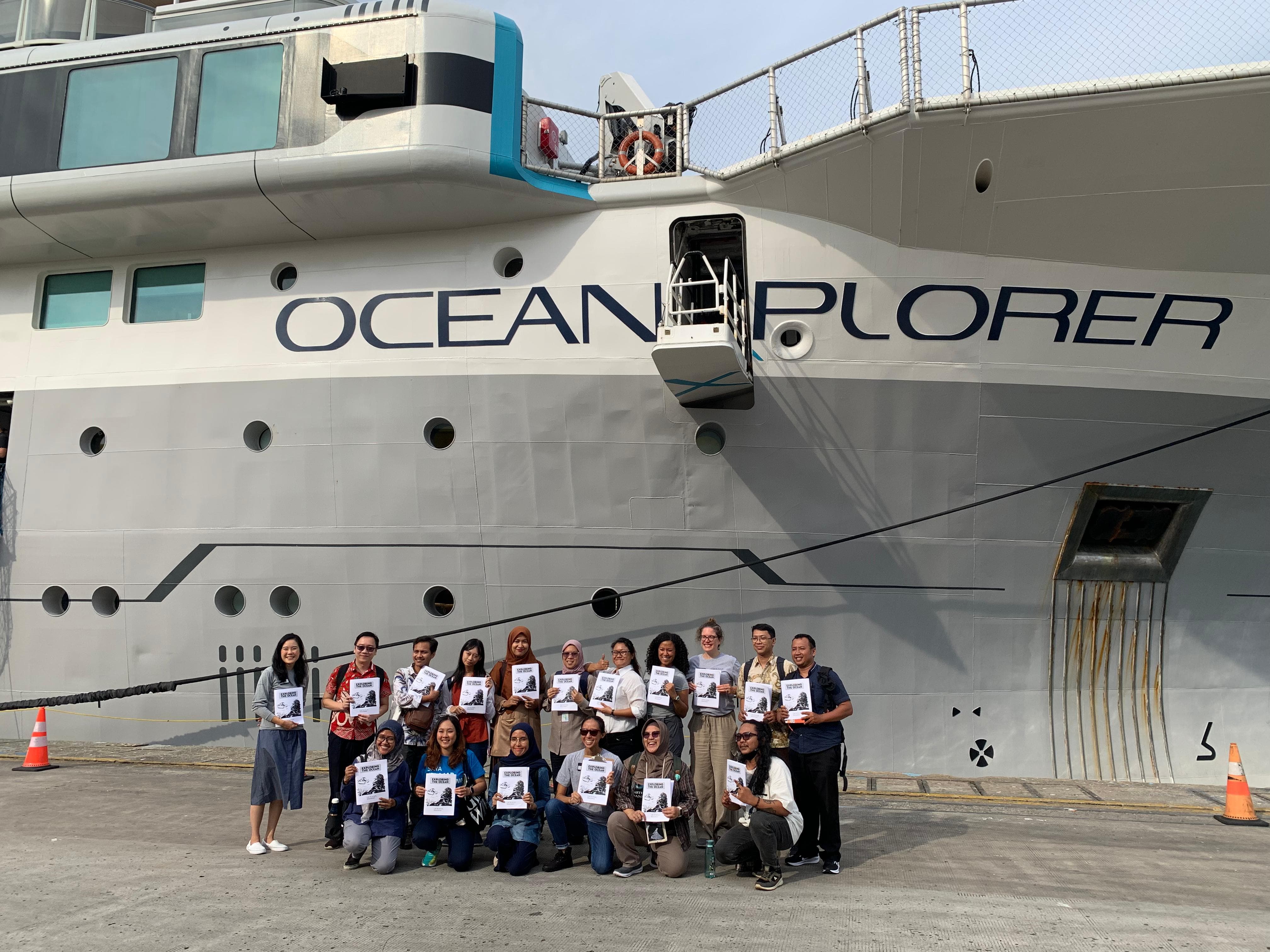 Kapal OceanXplorer
