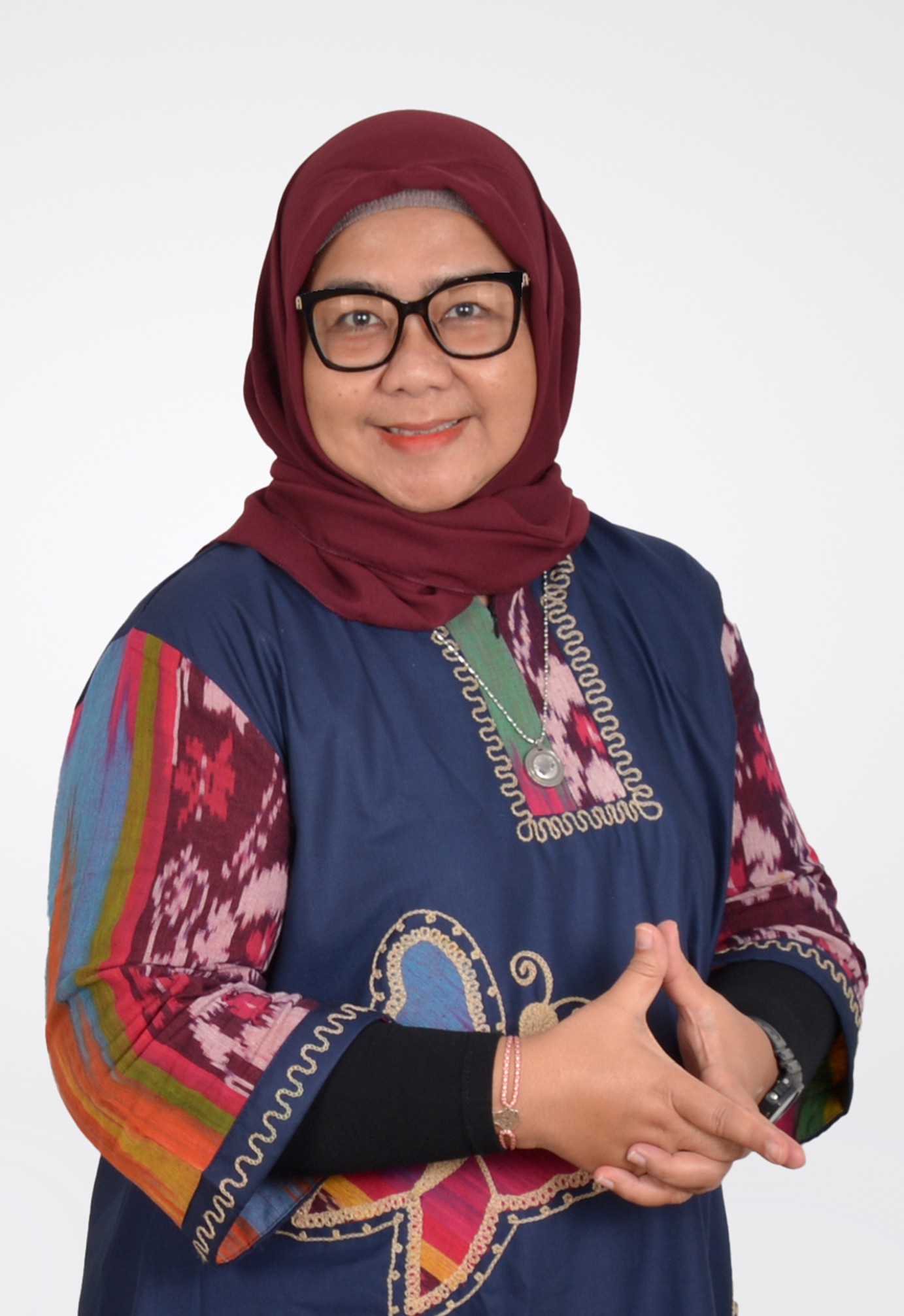 Dewi Lestari Yani