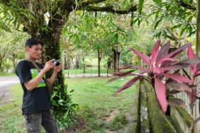 Praktik pengambilan foto