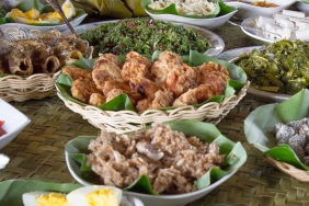 POLA KONSUMSI HIJAU